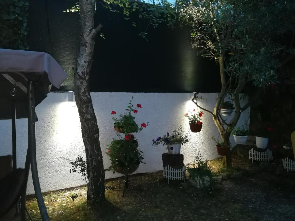 Apartment Evergreen Pula Exterior photo